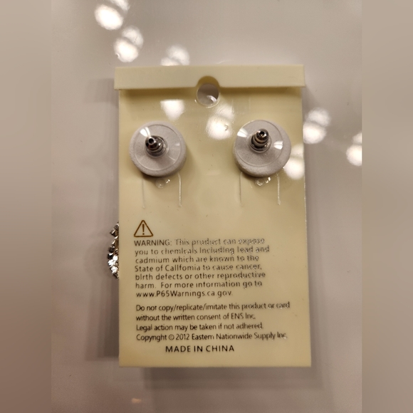 Silver red earrings - Picture 2 of 2